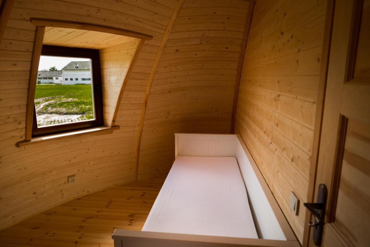 Micro-maison ronde Kętrzyn Extérieur photo