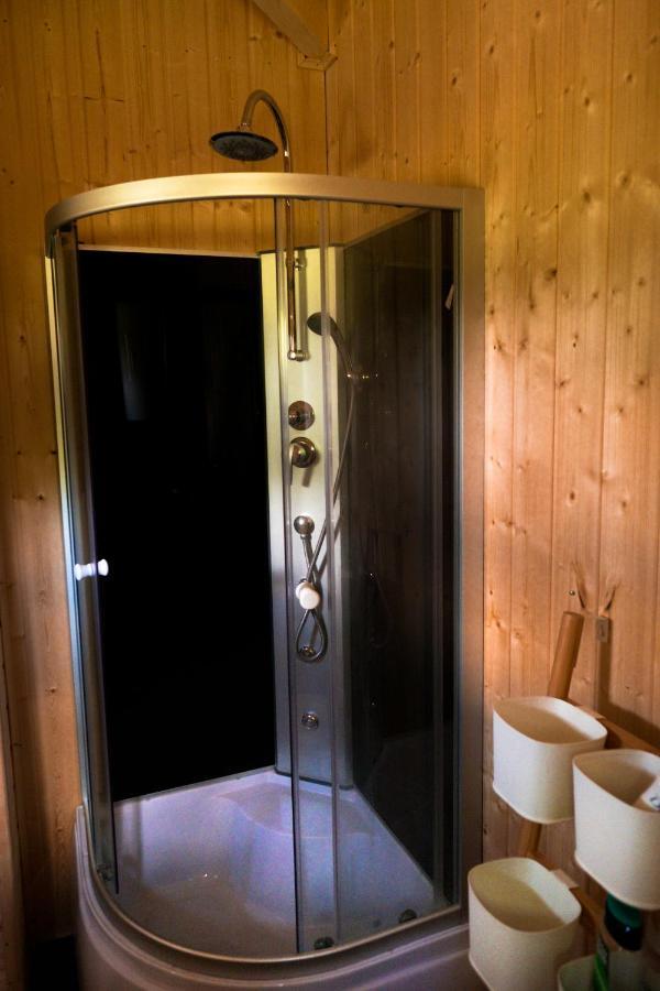 Micro-maison ronde Kętrzyn Extérieur photo